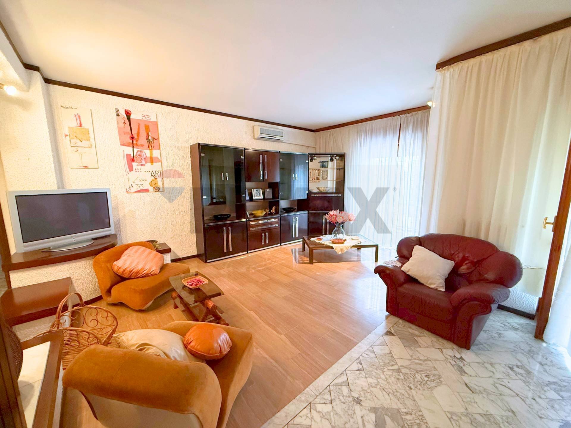 Soggiorno - Appartamento Viale Giuseppe Di Vittorio
 
188, Foggia - foto 3