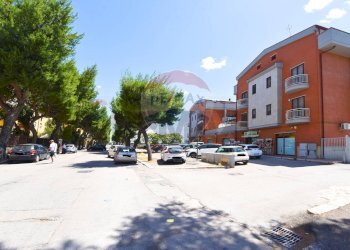 vicinato - Locale Commerciale Viale Virgilio
71, Foggia - foto 5