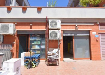 esterno - Locale Commerciale Viale Virgilio
71, Foggia - foto 10