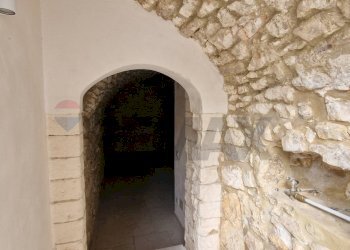 Non correlato - Commercial Premises Piazza Vittorio Emanuele
 
16, Vieste - photo 10