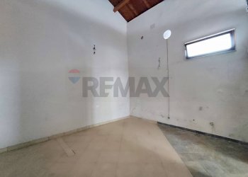 interno - Commercial Premises Vico Dei Conciatoi
 
4, Foggia - photo 5