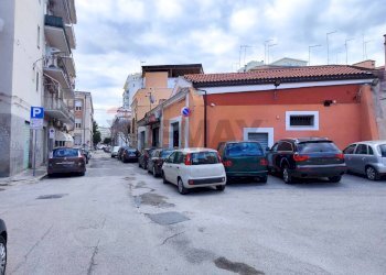 esterno - Commercial Premises Vico Dei Conciatoi
 
4, Foggia - photo 9