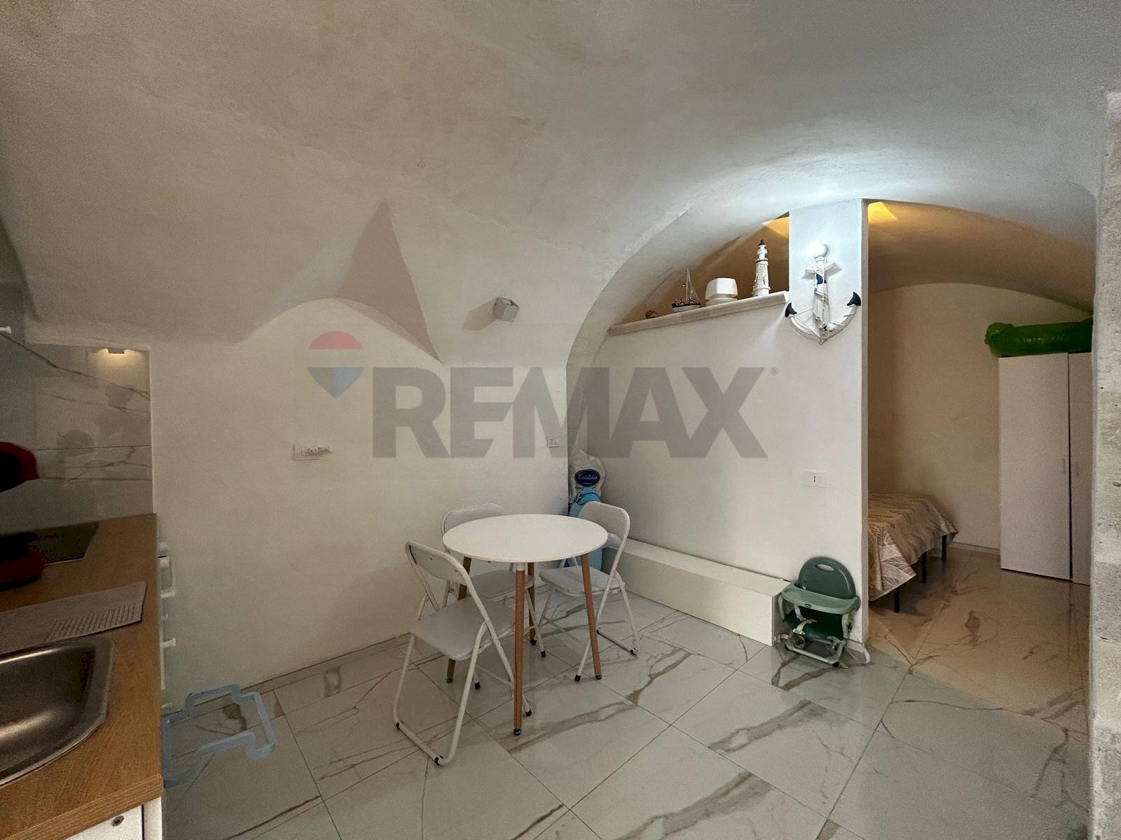 cucina e soggiorno - Two-room apartment Via Domenico Antonio Spina
 
100, Vieste - photo 3