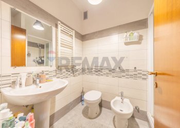 Bagno - Four-room apartment Viale Cavalieri Lina
76, Roma - photo 28