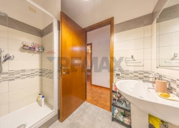 Bagno - Four-room apartment Viale Cavalieri Lina
76, Roma - photo 30