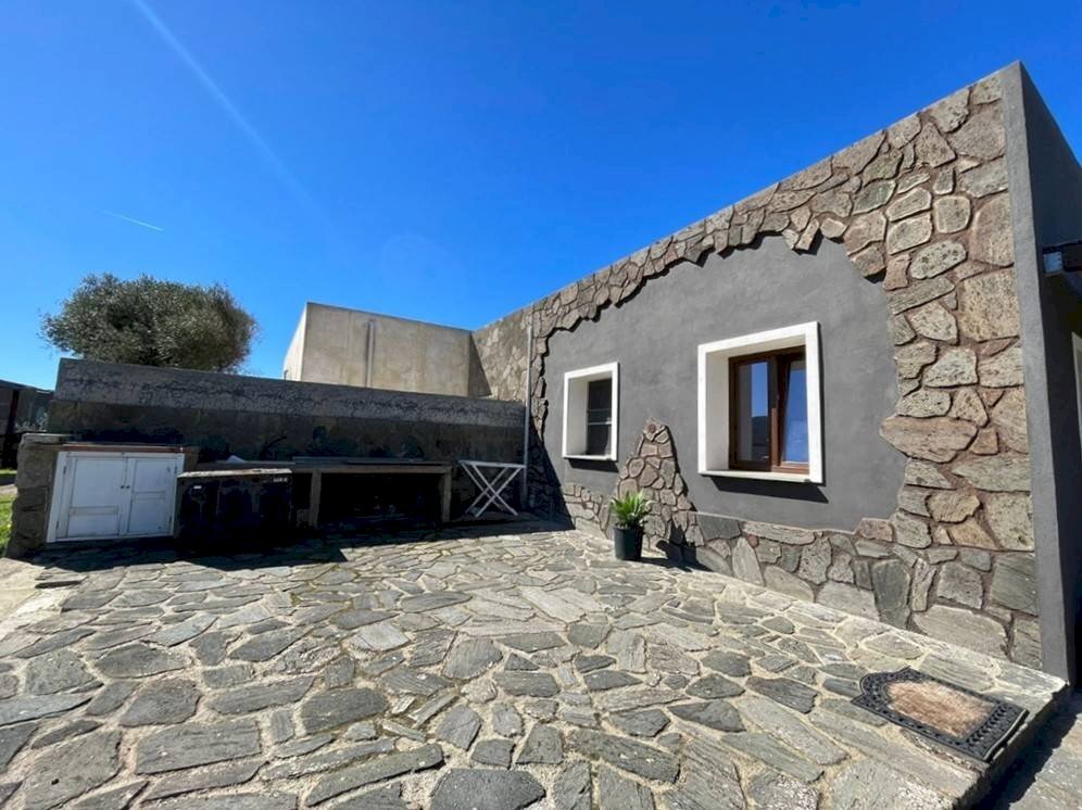 Foto 3 - Villa Via Ruchia
 
28, Pantelleria - foto 3