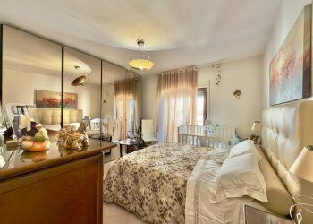 Foto 11 - Quadrilocale Politi Raffaello
 
4, Palermo - foto 11