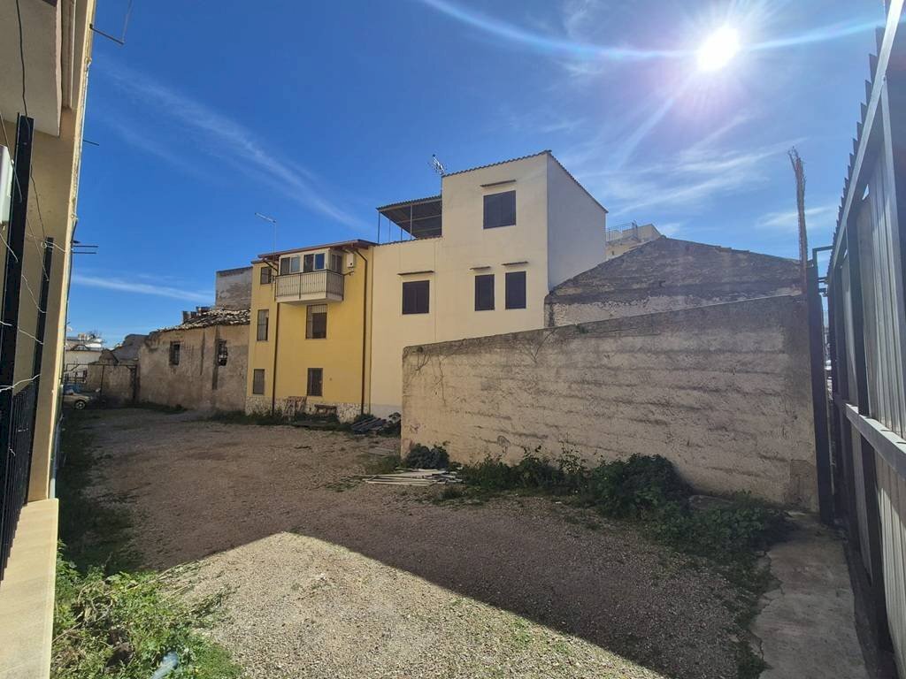 Foto 1 - Warehouse Via Galletti
 
126, Palermo - photo 1