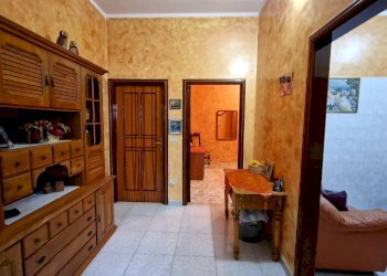 Foto 5 - Trilocale Via PROPERZIO
 
17, San Nicandro Garganico - foto 5