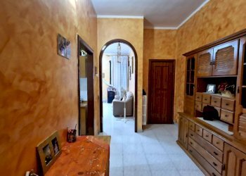 Foto 7 - Trilocale Via PROPERZIO
 
17, San Nicandro Garganico - foto 7