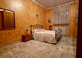 Foto 17 - Trilocale Via PROPERZIO
 
17, San Nicandro Garganico - foto 17