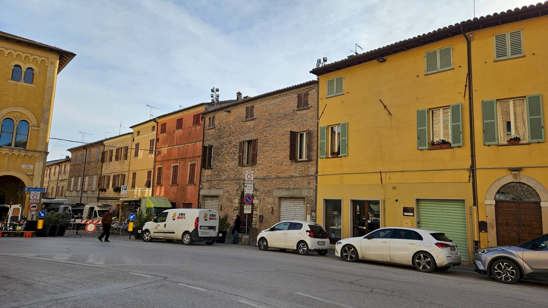 Foto 2 - Villa Piazza Perticari
1, San Costanzo - photo 2