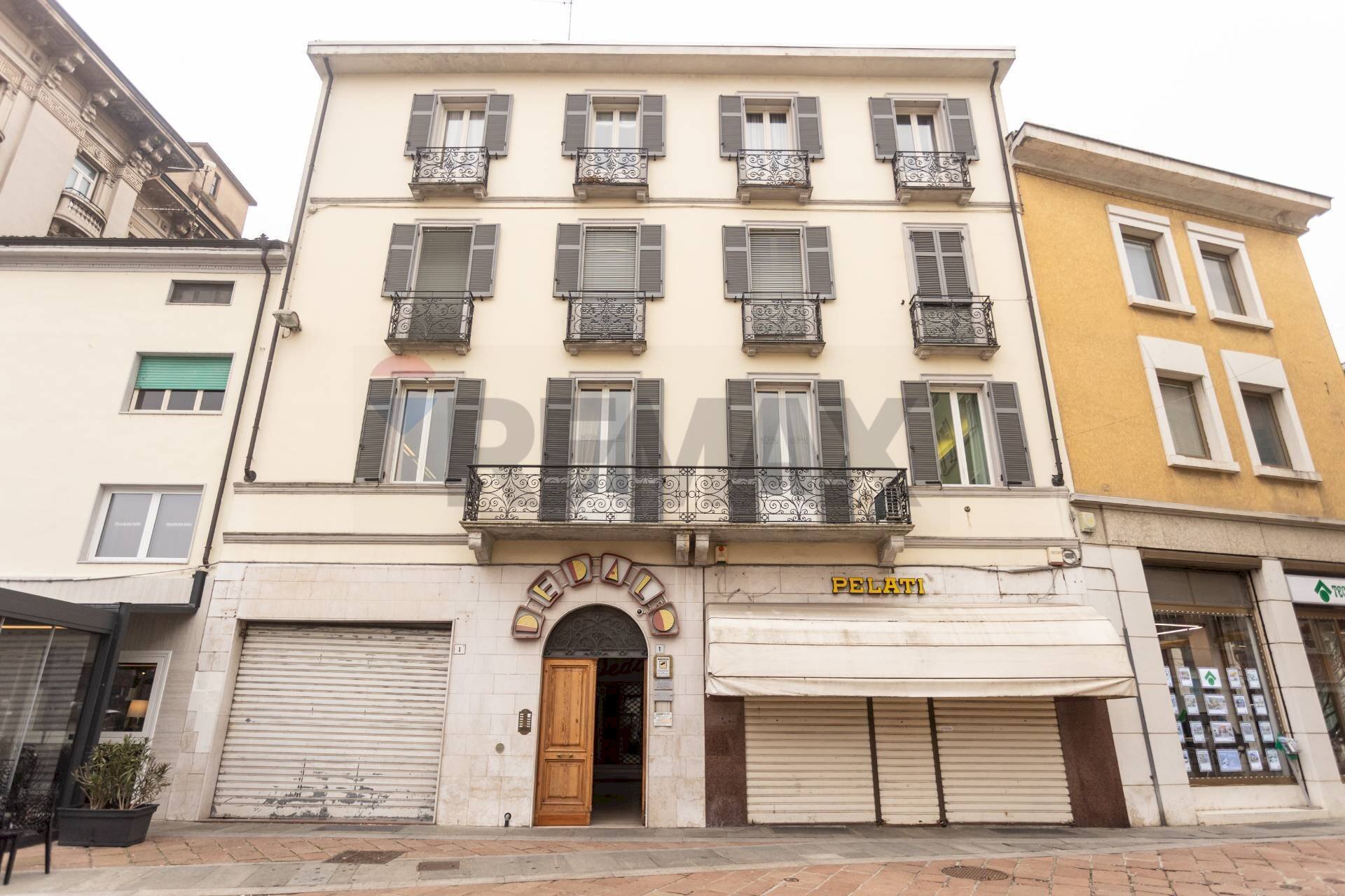 Edificio all\'aperto - Shop LARGO ROMA
 
1, Salsomaggiore Terme - photo 2