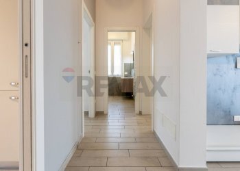Hall / corridoio - Three-room apartment Via Francesco d'Assisi
 
15, Salsomaggiore Terme - photo 7