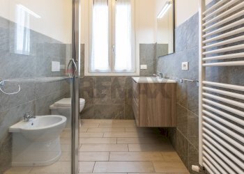 Bagno - Three-room apartment Via Francesco d'Assisi
 
15, Salsomaggiore Terme - photo 27
