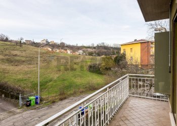 Balcone - Three-room apartment Via Francesco d'Assisi
 
15, Salsomaggiore Terme - photo 34