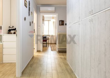 Hall / corridoio - Three-room apartment Via Santi Fernando
 
2, Salsomaggiore Terme - photo 12