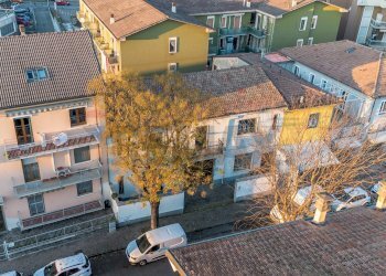 Edificio all\'aperto - Locale Commerciale Via Piero Bessone
11, Piacenza - foto 6