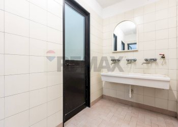 Bagno - Locale Commerciale Via Piero Bessone
11, Piacenza - foto 39