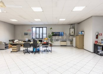 Ufficio - Locale Commerciale Via Piero Bessone
11, Piacenza - foto 46