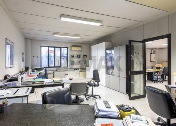 Ufficio - Locale Commerciale Via Piero Bessone
11, Piacenza - foto 56