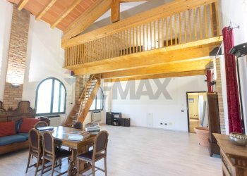 Sala da pranzo - Villa Bifamiliare Via Trieste
 
58, Fidenza - foto 3