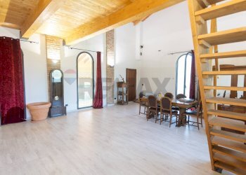 Sala da pranzo - Villa Bifamiliare Via Trieste
 
58, Fidenza - foto 11