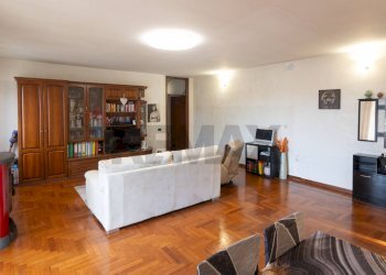 Soggiorno - Four-room apartment Via Guido Rossa
 
4, Fontanellato - photo 6