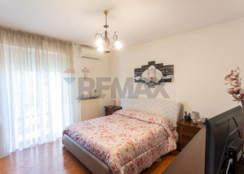 Camera / camera da letto - Four-room apartment Via Guido Rossa
 
4, Fontanellato - photo 13