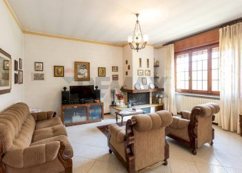 Soggiorno - Casa indipendente Via Montegrappa
36, Salsomaggiore Terme - foto 21