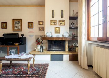 Soggiorno - Casa indipendente Via Montegrappa
36, Salsomaggiore Terme - foto 26