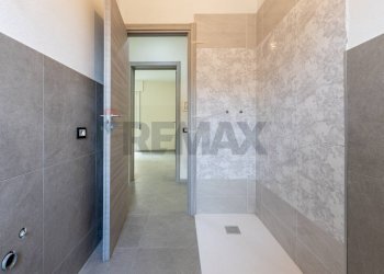 Bagno - Three-room apartment Via Gragnani
 
4, Salsomaggiore Terme - photo 17