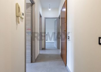 Hall / corridoio - Three-room apartment Via Gragnani
 
4, Salsomaggiore Terme - photo 18