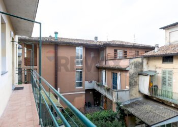 Balcone - Three-room apartment Via Gragnani
 
4, Salsomaggiore Terme - photo 26