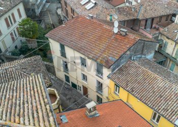 Edificio all\'aperto - Three-room apartment Via Gragnani
 
4, Salsomaggiore Terme - photo 30