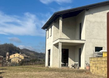 Foto 10 - Villa Ottiglio Via Roma
 
10, Ottiglio - photo 10