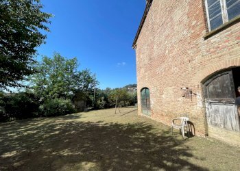 Foto 5 - Casa semi indipendente via Galzano
 
9, Incisa Scapaccino - foto 5