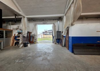 Foto 6 - Capannone Via Banna
 
2, San Francesco al Campo - foto 5