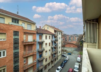 Foto 2 - Bilocale VIA MONESIGLIO
 
32, Torino - foto 2
