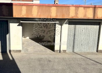 Foto 1 - Box via taverna
 
8, Giaveno - foto 1