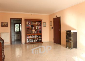 Foto 5 - Quadrilocale Largo Salvo D'Acquisto
 
3, Palombara Sabina - foto 5