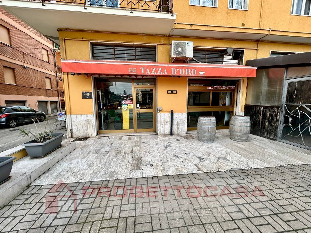 Foto 3 - Attività Commerciale Via Enrico Toti
 
33-35, San Benedetto del Tronto - foto 3