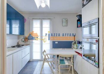 Foto 20 - Three-room apartment via Cesare Battisti
 
46, Carnago - photo 20