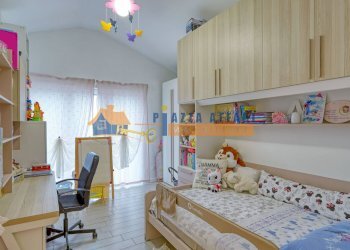 Foto 33 - Three-room apartment via Cesare Battisti
 
46, Carnago - photo 33