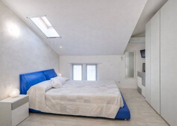 Foto 38 - Three-room apartment via Cesare Battisti
 
46, Carnago - photo 38