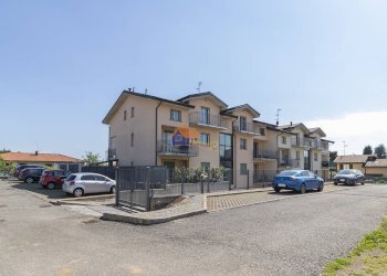 Foto 43 - Three-room apartment via Cesare Battisti
 
46, Carnago - photo 43