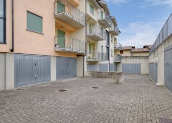 Foto 45 - Three-room apartment via Cesare Battisti
 
46, Carnago - photo 45