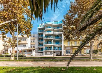 Edificio all\'aperto - Three-room apartment Via Giuseppe Garibaldi
 
99, Alghero - photo 2