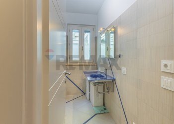 Bagno - Three-room apartment Via Giuseppe Garibaldi
 
99, Alghero - photo 12