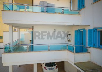 Edificio all\'aperto - Three-room apartment Via Giuseppe Garibaldi
 
99, Alghero - photo 17